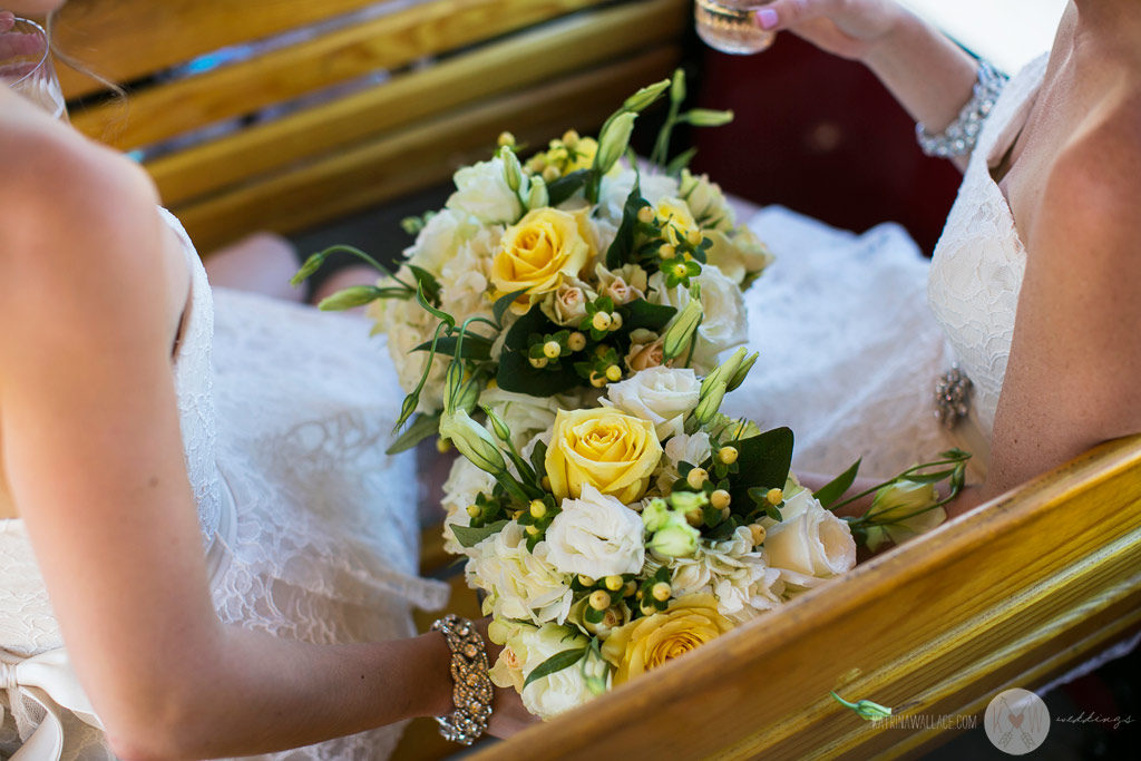 Detail shot of the bridesmaids' bouquets