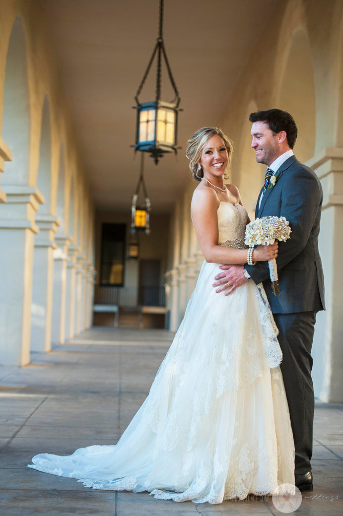 Kati + Alex enjoy Brophey Chapel post-ceremony romantic pictures